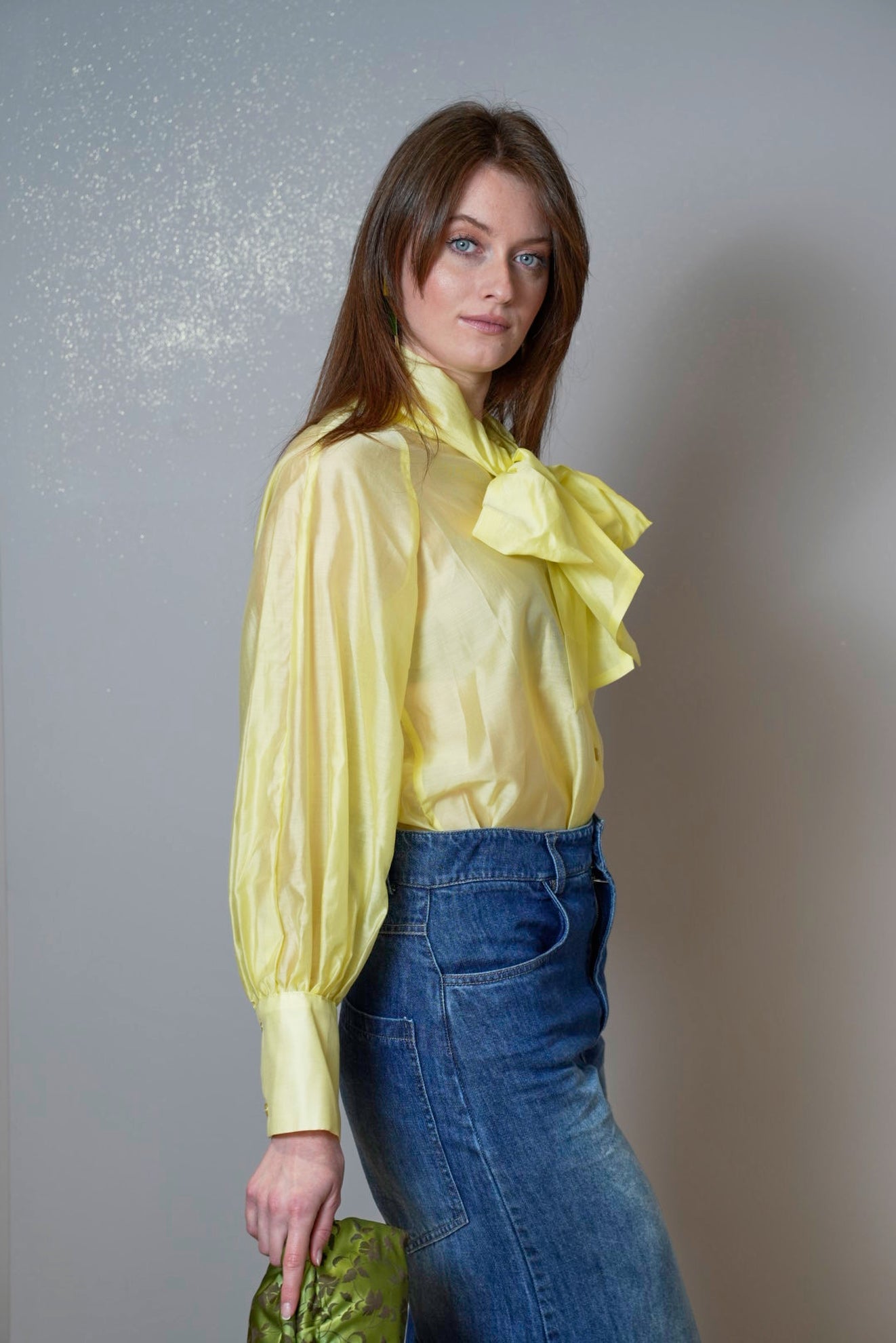 Tensione in - Camicia tinta unita gialla con fiocco - ART.25C7143TAGLIA