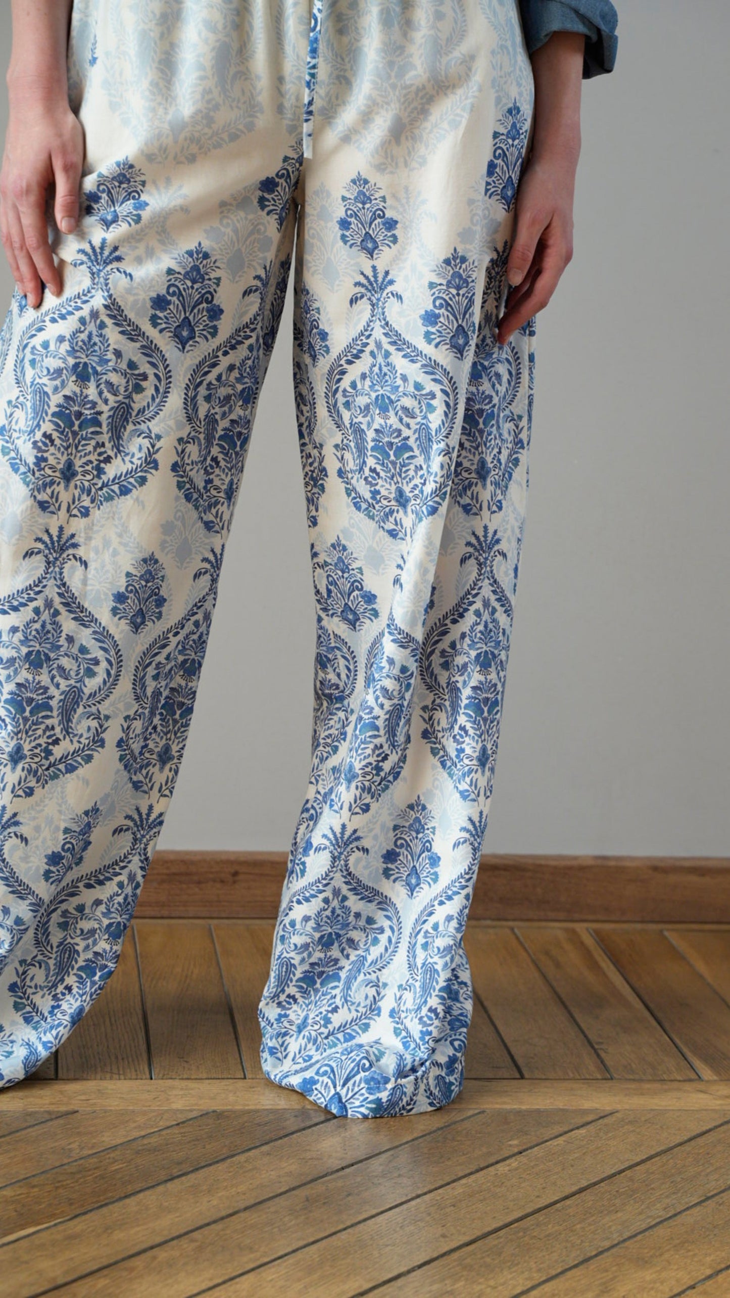 Zahjr - Pantaloni fantasia cielo sfondo latte - ART.53539902