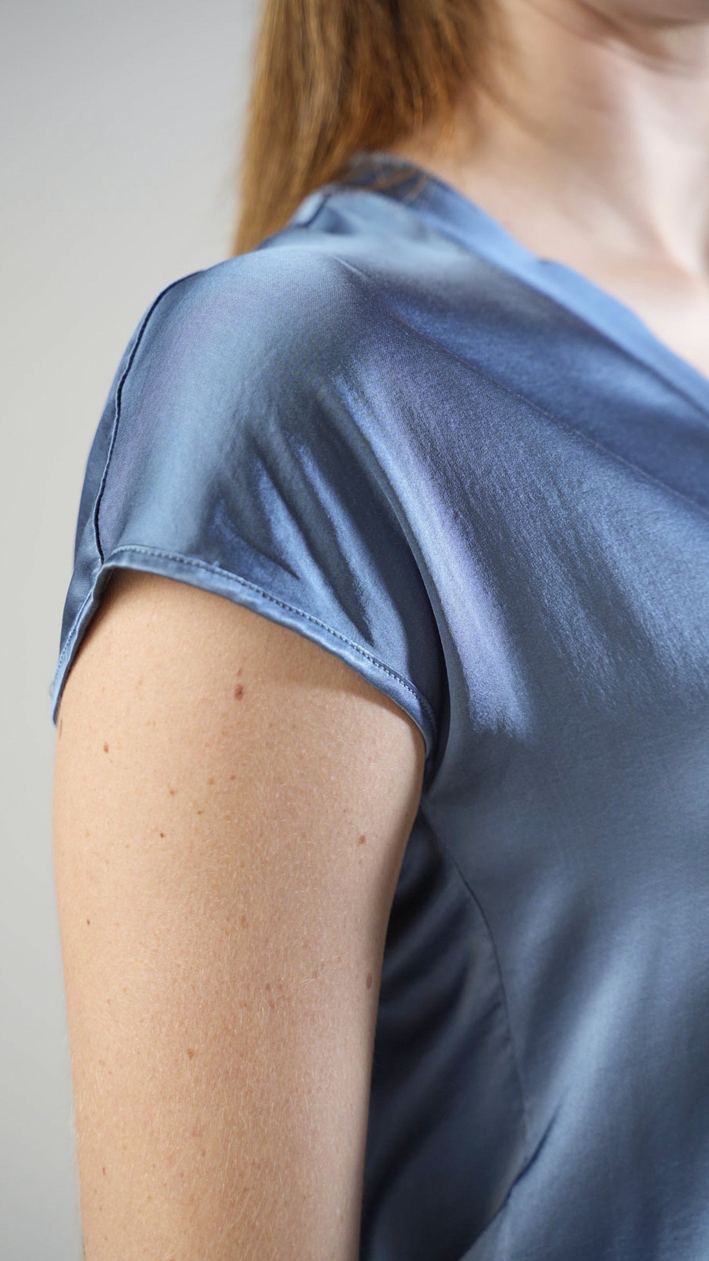 Lokita - T-shirt scollo a V raso stretch - ART.LOK23175/1175/25FWPR