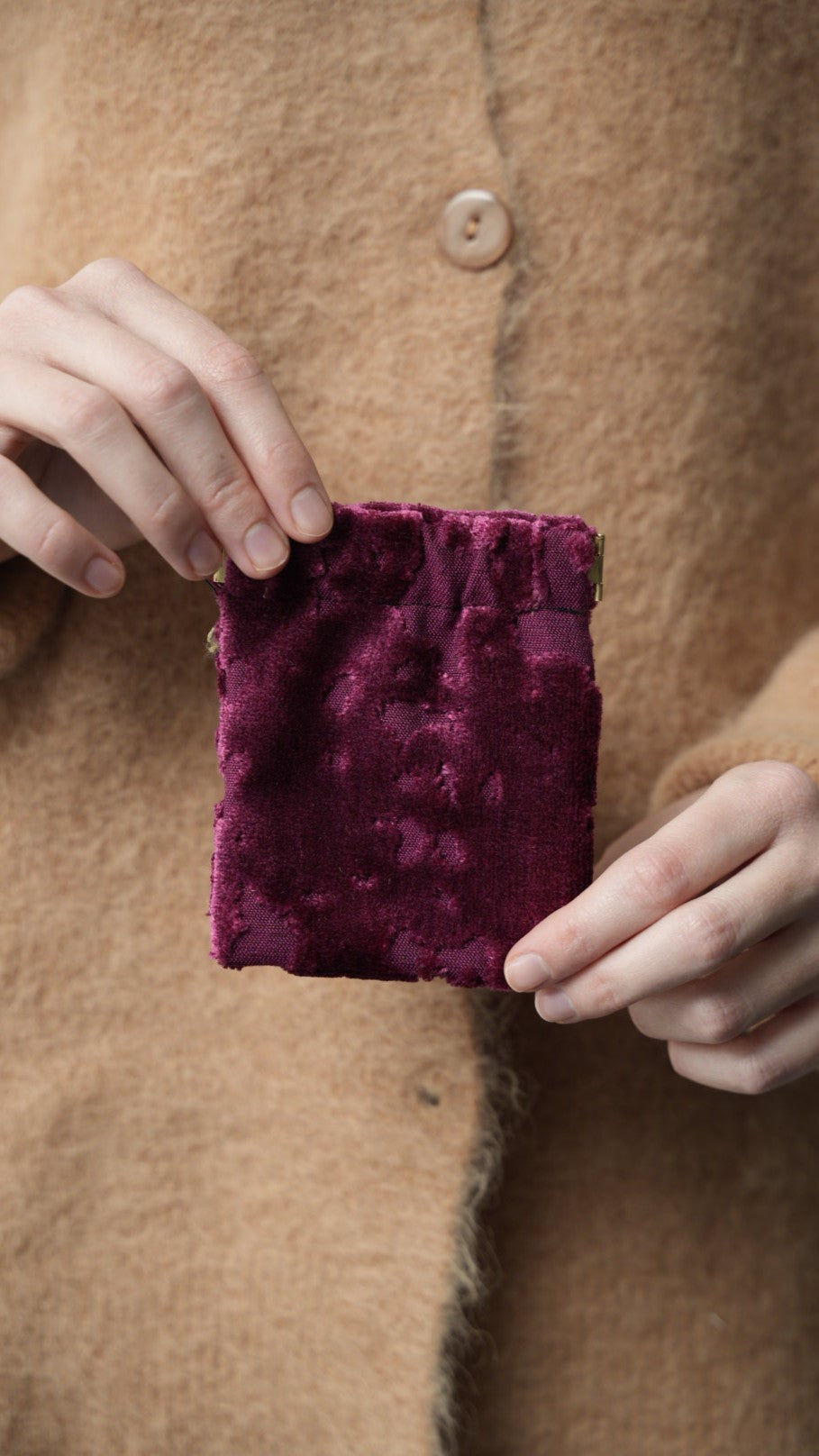 Via Roma - Porta monete, cucito a mano