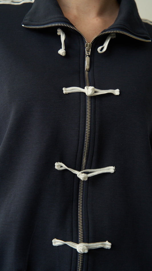 Tensione in - Giacca blu con alamari e zip - ART.26M3994