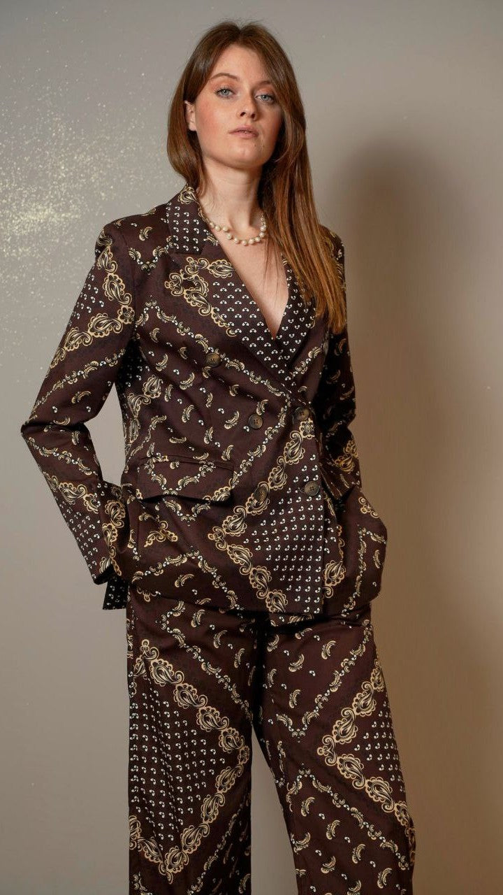 Tensione In - Blazer bandana sfondo marrone - ART.36546