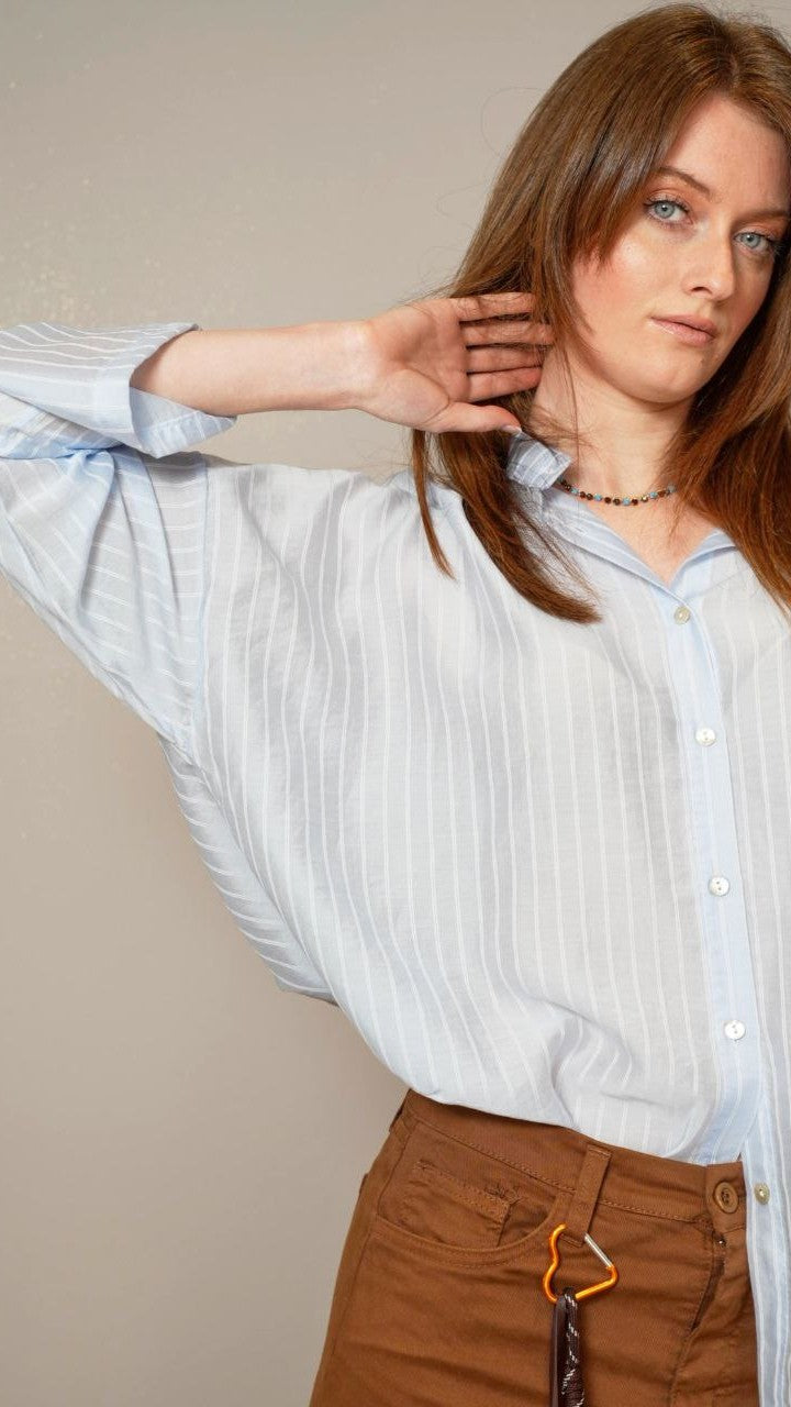 Zahjr - Camicia collo alla coreana con righe bianche e sfondo cielo -ART.53539678