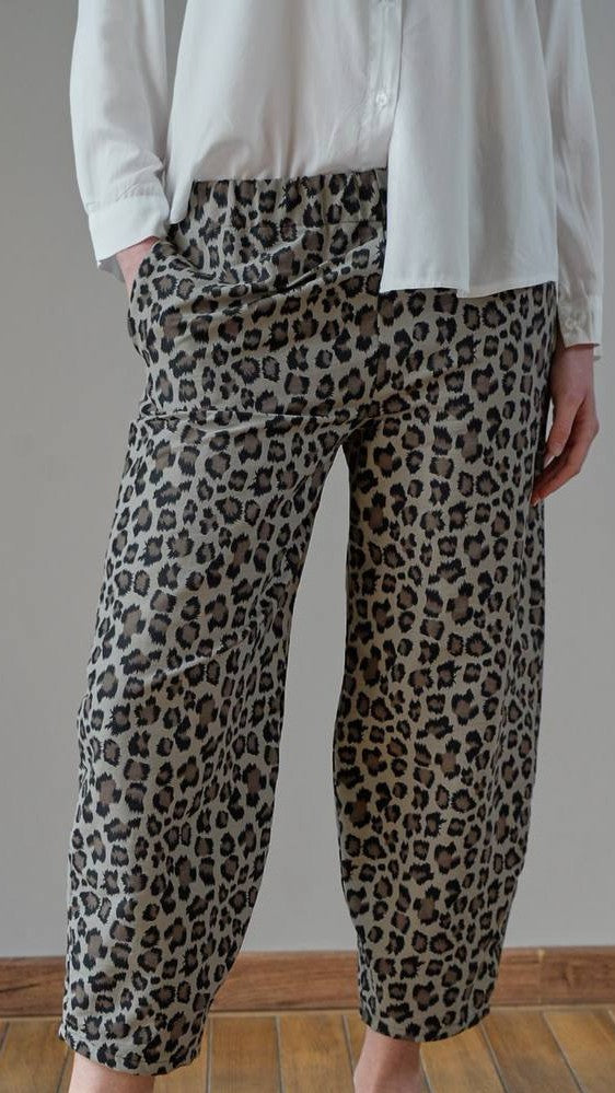 Via Roma - Pantaloni sartoriali ovetto fantasia leopardata con elastico