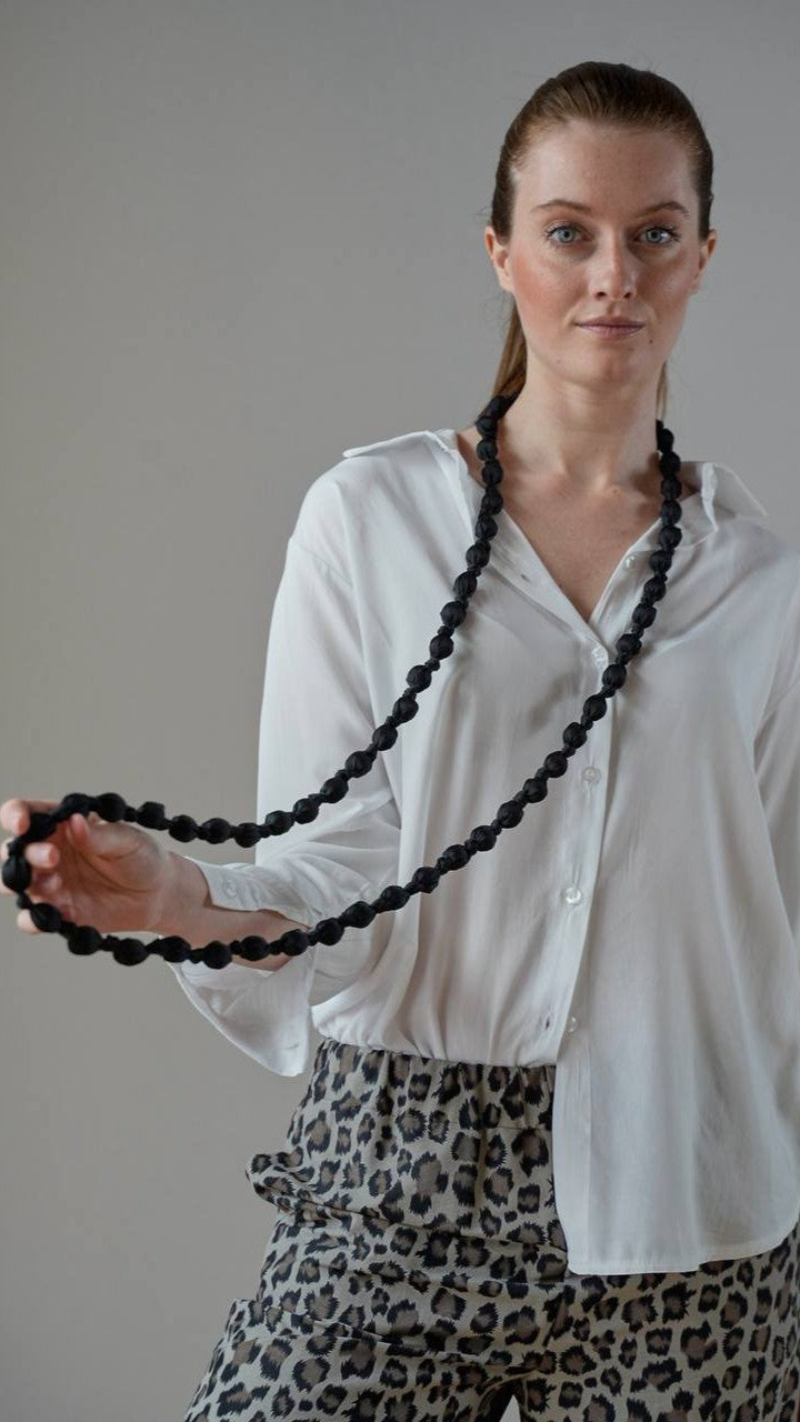 Collana "Legno e Seta"