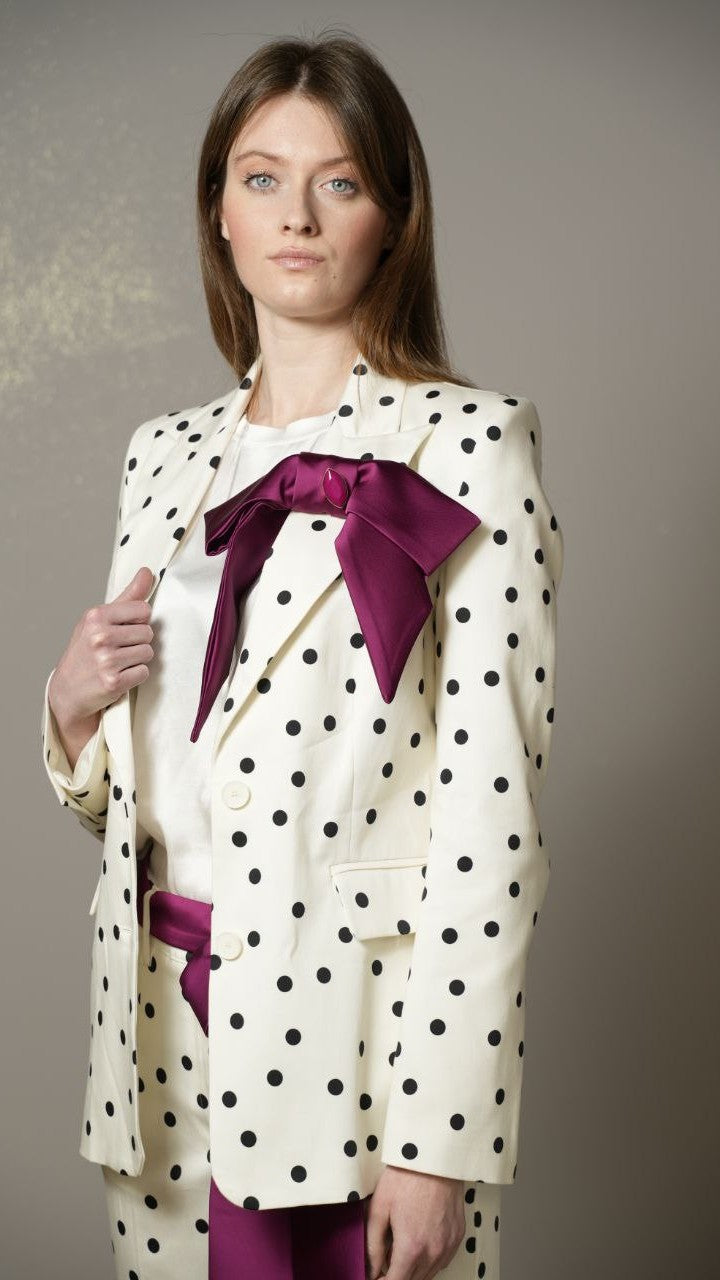 Tensione In - Blazer a pois neri con sfondo bianco - ART.TES25J113