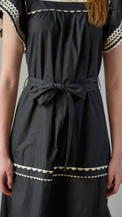 Zahjr - Abito lungo nero con dettagli in pizzo - ART.53539937