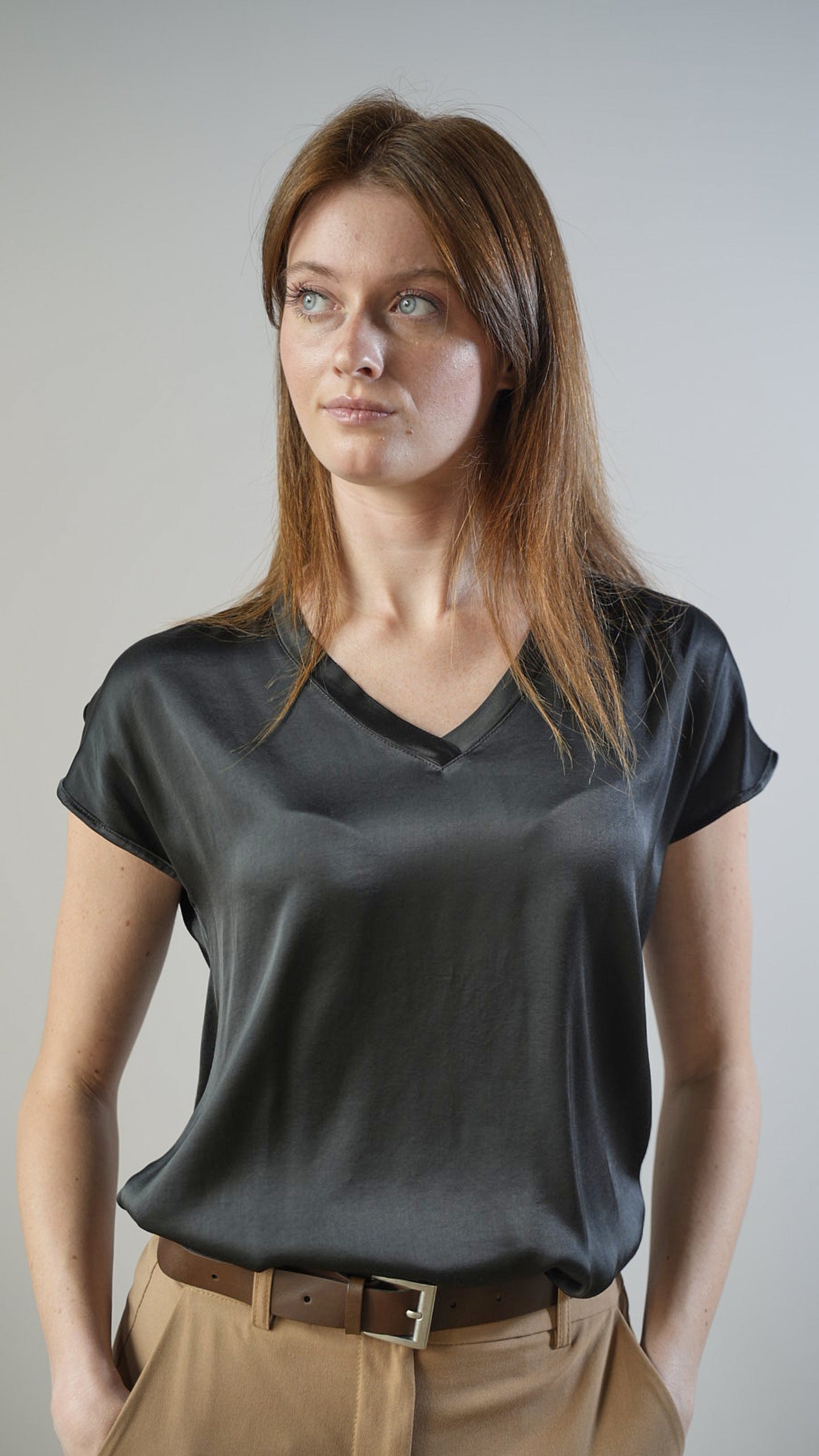 Lokita - T-shirt scollo a V raso stretch - ART.LOK23175/1175/25FWPR