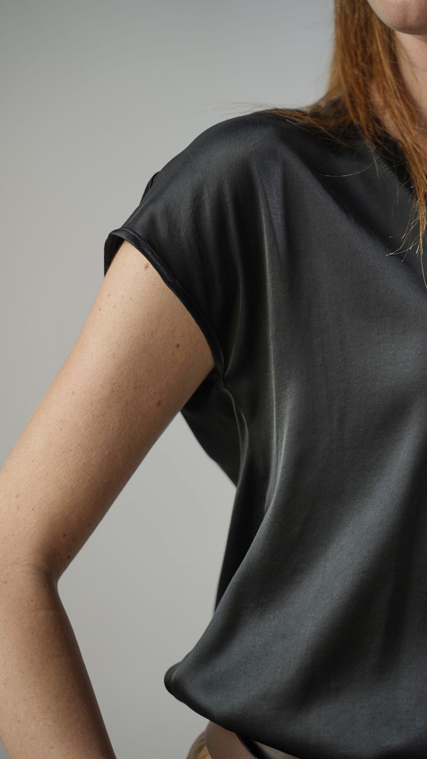 Lokita - T-shirt scollo a V raso stretch - ART.LOK23175/1175/25FWPR