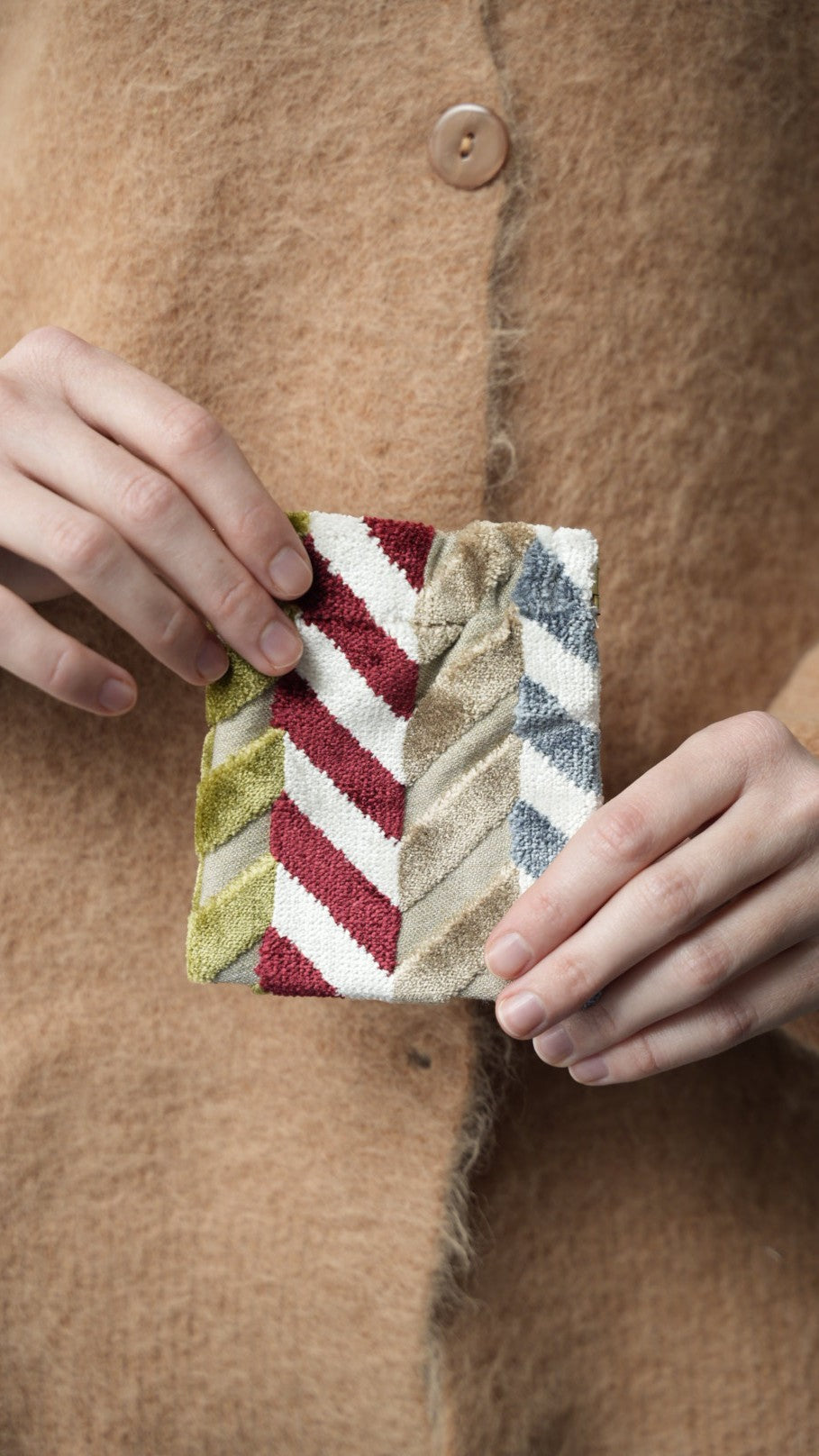 Via Roma - Porta monete, cucito a mano