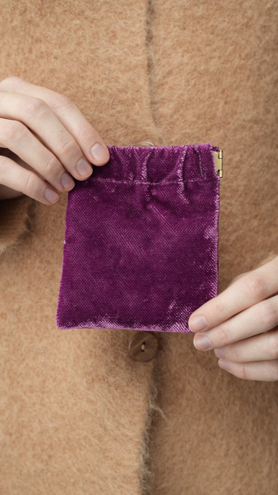 Via Roma - Porta monete, cucito a mano