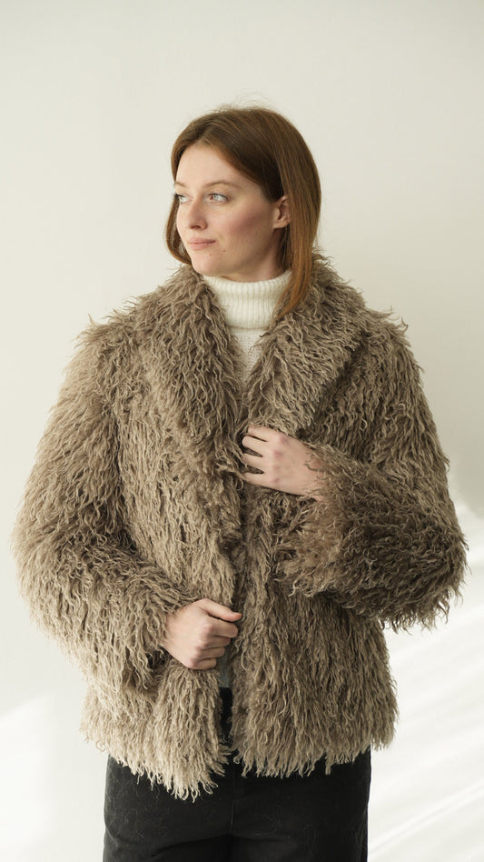 Tensione in - Pelliccia mongolia ecologica con tasche - ART.225230