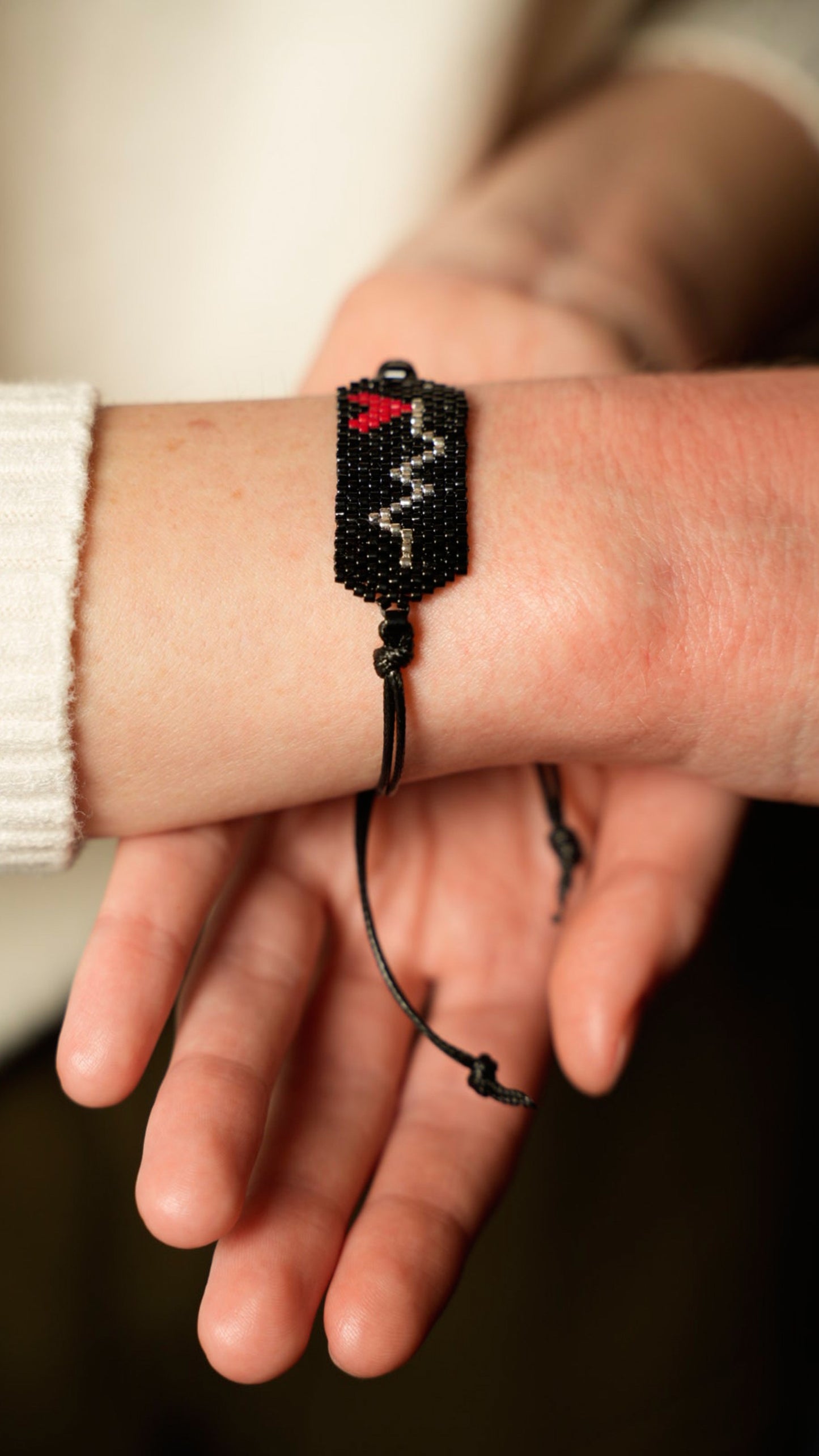 Via Roma - Bracciale "Battito" - Capsule "Legàmi"