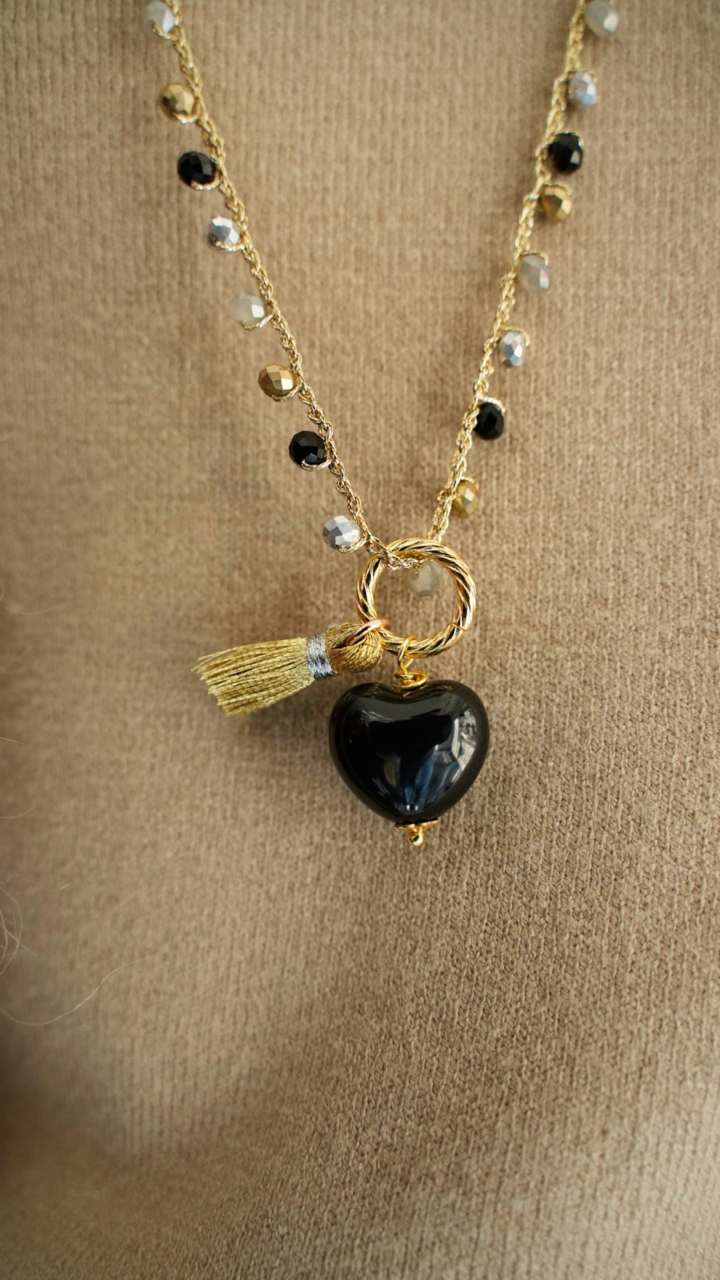 Via Roma - Collana "Cuore Ceramica"