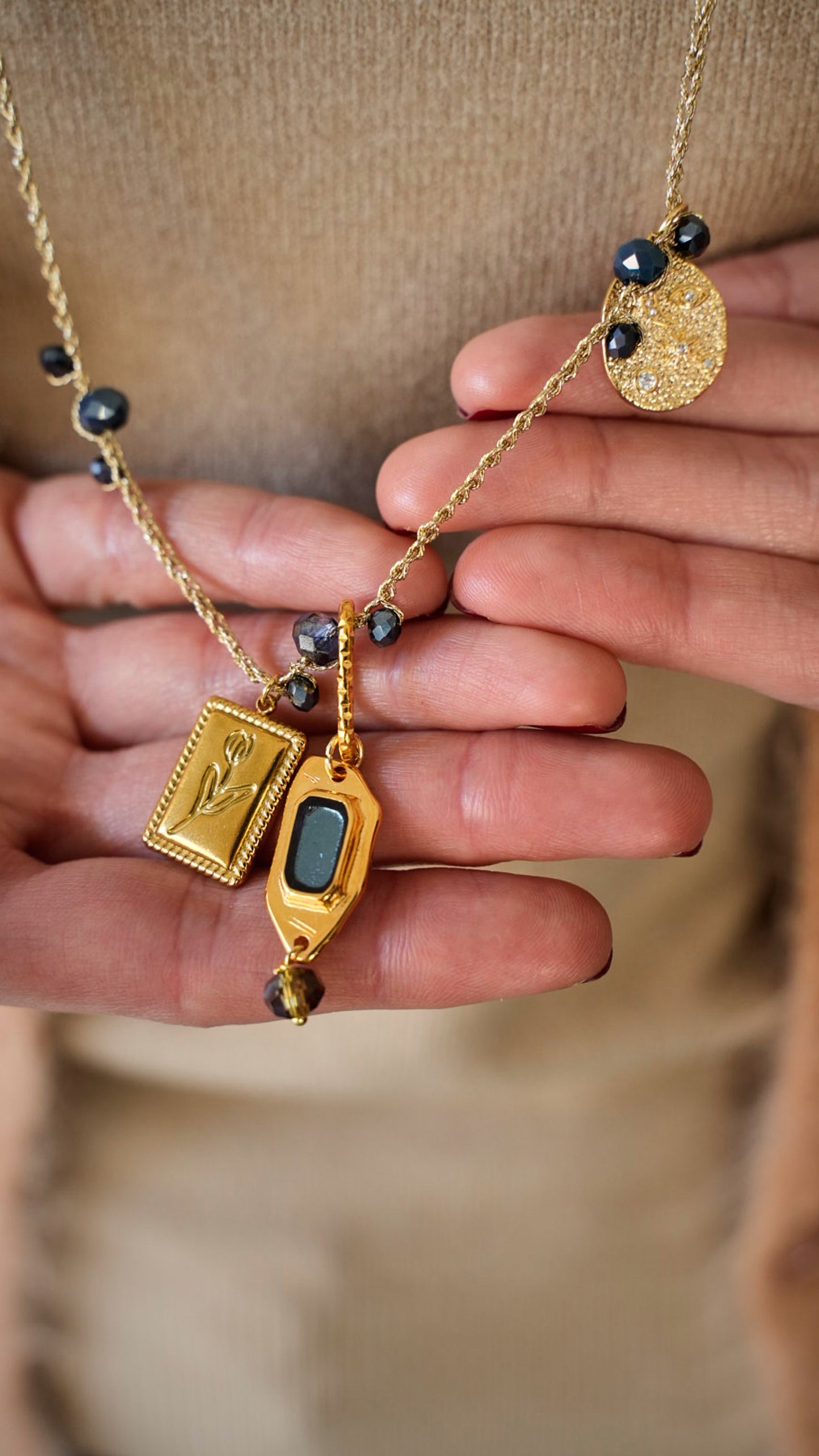 Via Roma - Collana "Atena" - Capsule "Le Dee"