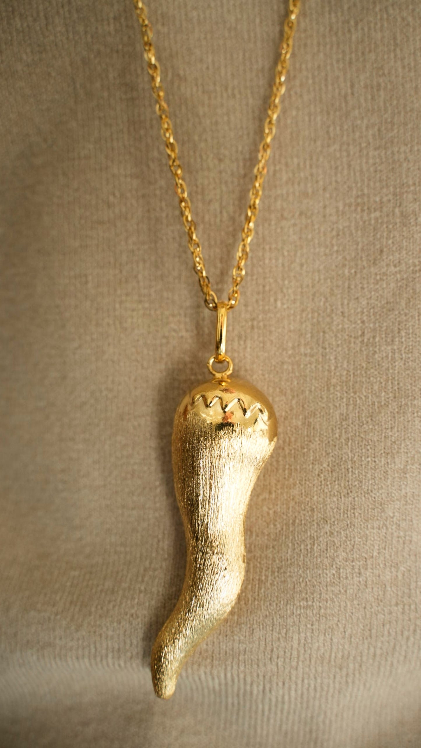 Via Roma - Collana "Buena Suerte"