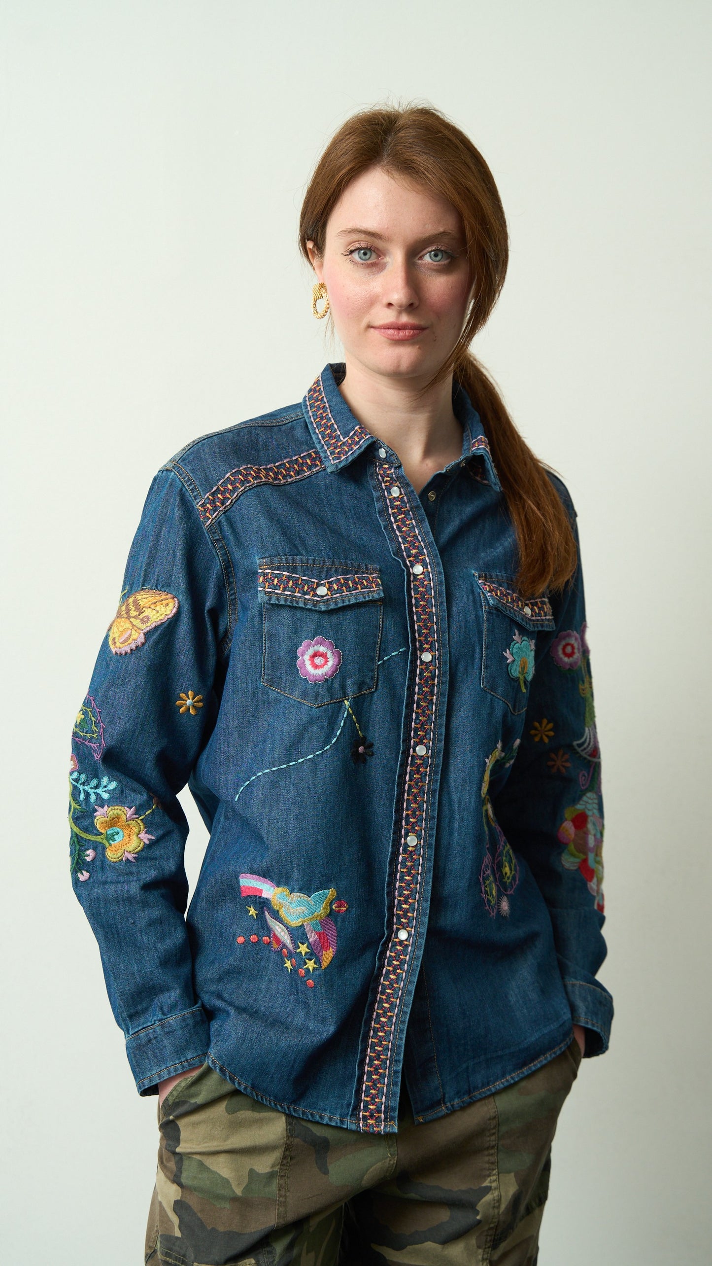 Kontatto - Camicia denim ricamata - ART.MU4000N