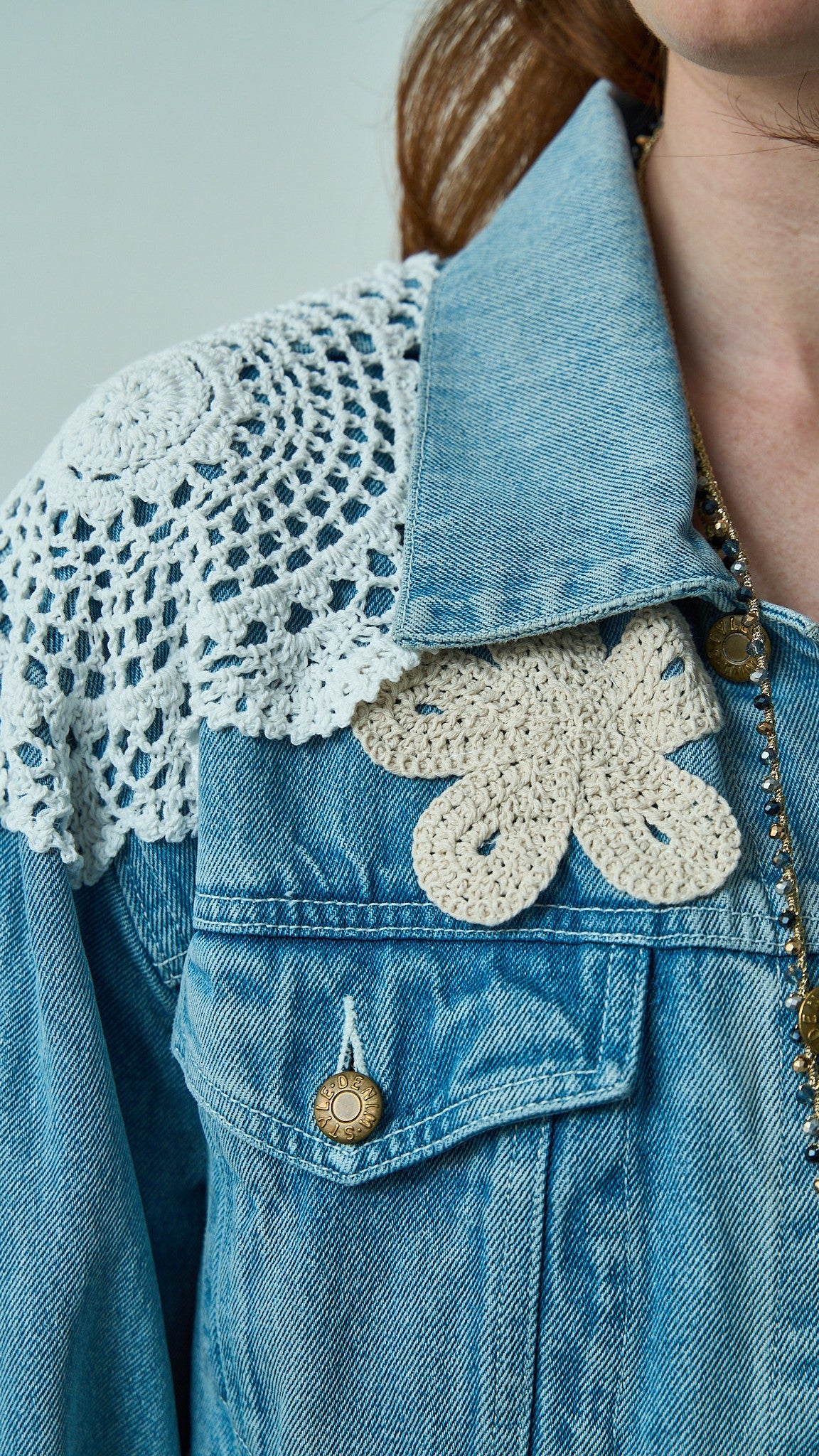 Tensione in - Giubbotto jeans patch crochet - ART.TEVTA0165PE26