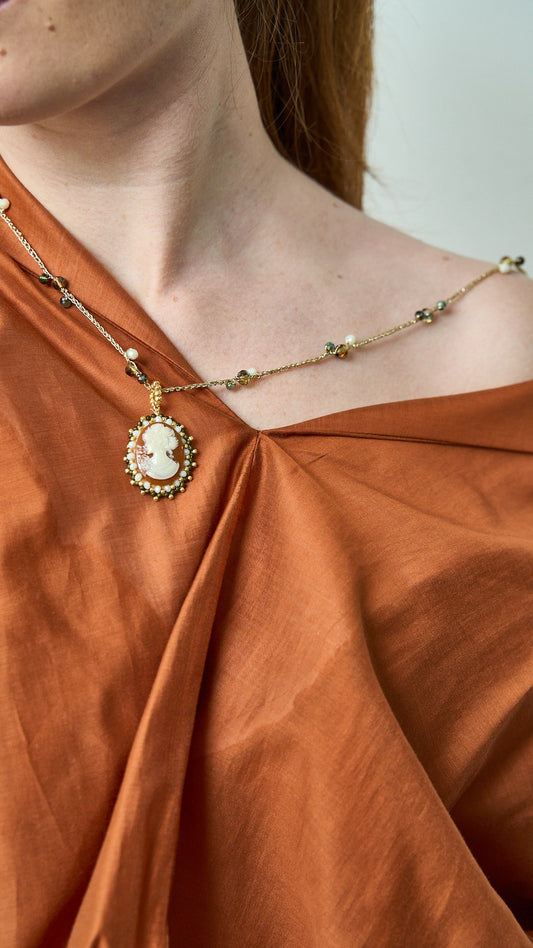 Via Roma - Collana "Cammeo"