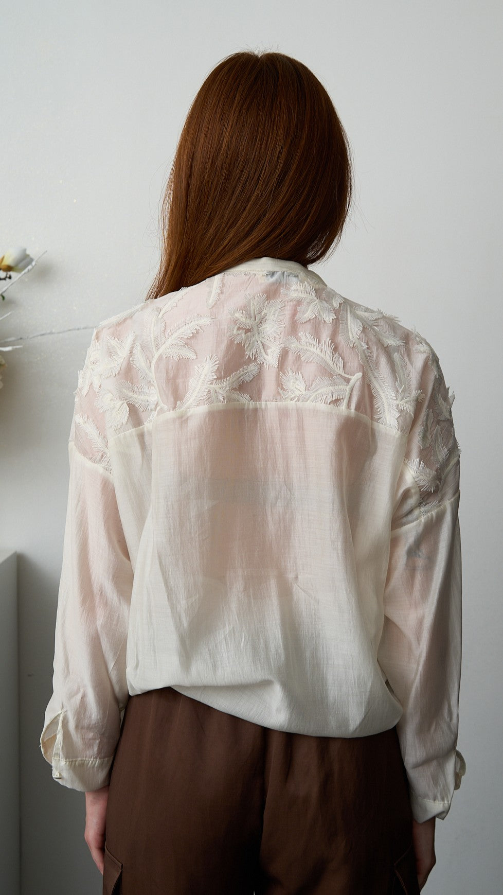 Tensione In - Camicia con applicazioni - ART.S26C106CAMP - Burro