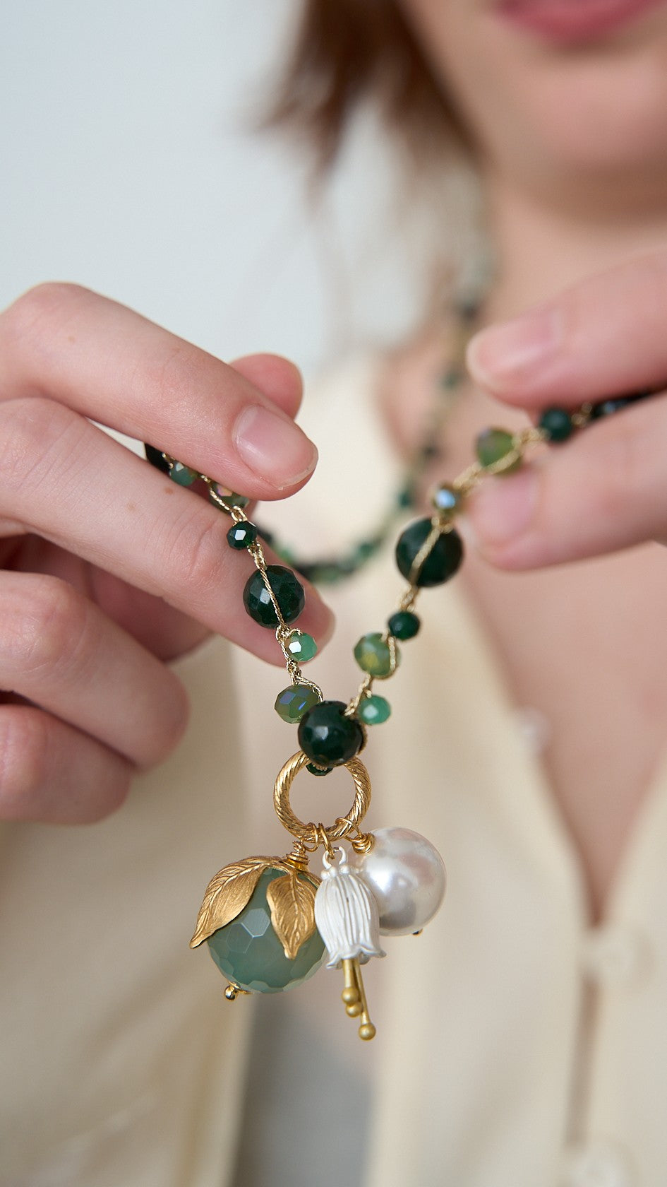 Via Roma - Collana "Eterea" Verde - Oro