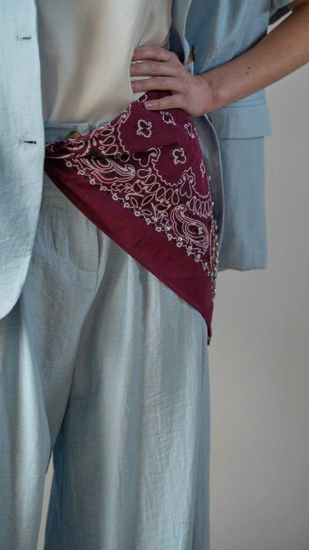 Zahjr - Pantaloni in tinta unita celeste polvere con bandana - ART.53539863