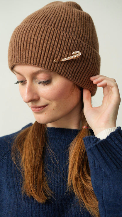 Via Roma - Cappellino con spilla